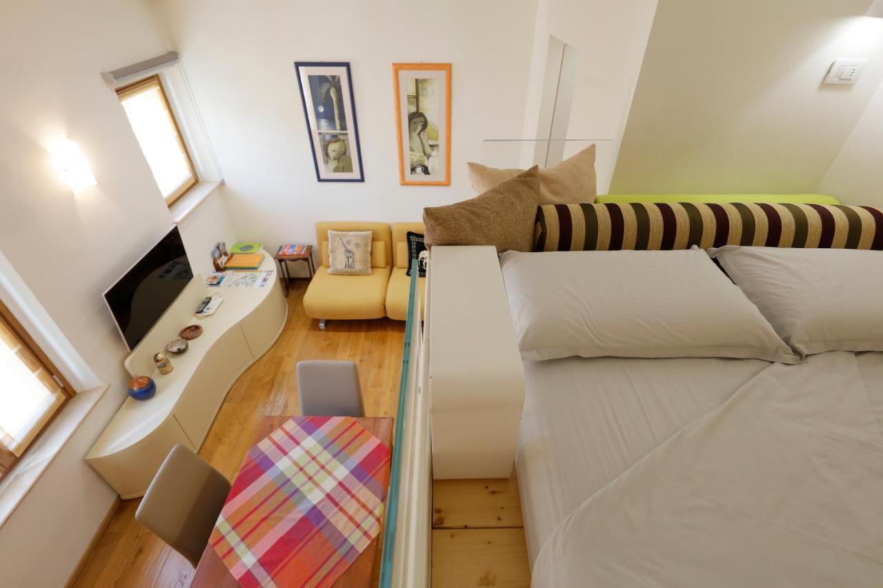 Siena Uptown - Sabrina'S Cozy Apartment Екстериор снимка
