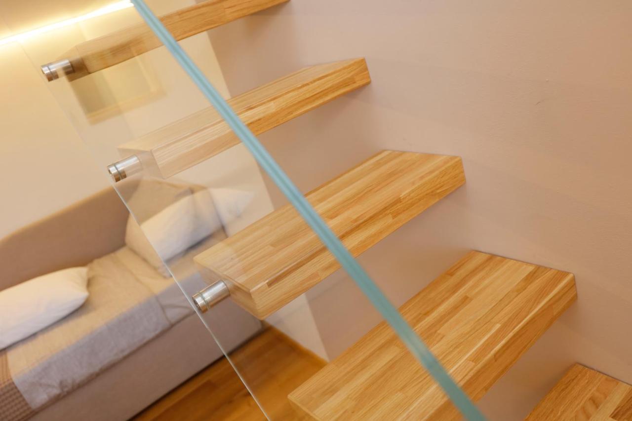 Siena Uptown - Sabrina'S Cozy Apartment Екстериор снимка