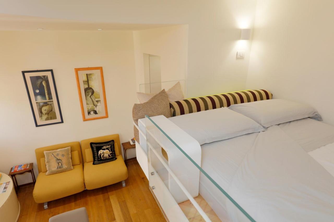 Siena Uptown - Sabrina'S Cozy Apartment Екстериор снимка