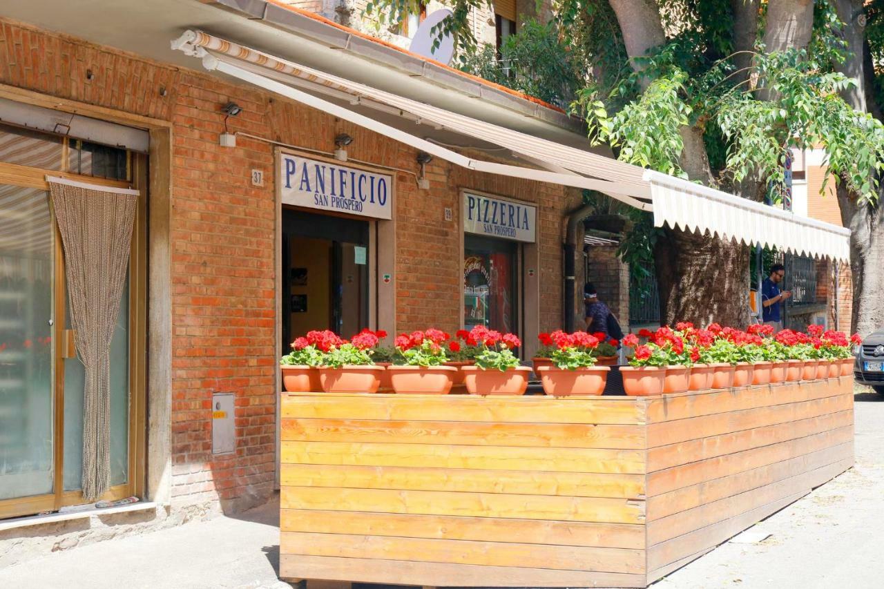 Siena Uptown - Sabrina'S Cozy Apartment Екстериор снимка